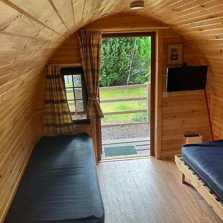 Glamping Hut - By The Way Campsite 틴드럼 외부 사진